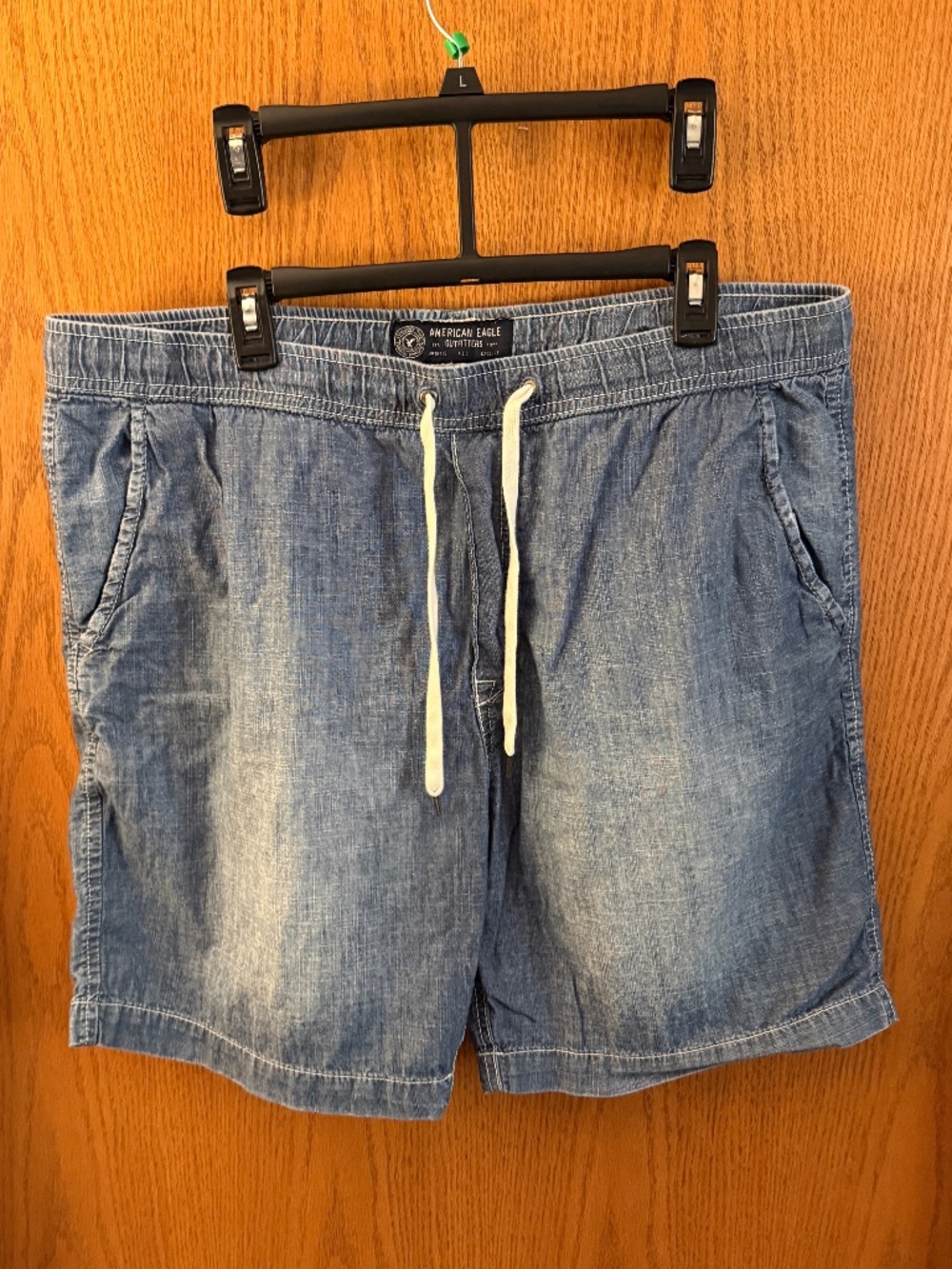 Mens American Eagle shorts XL